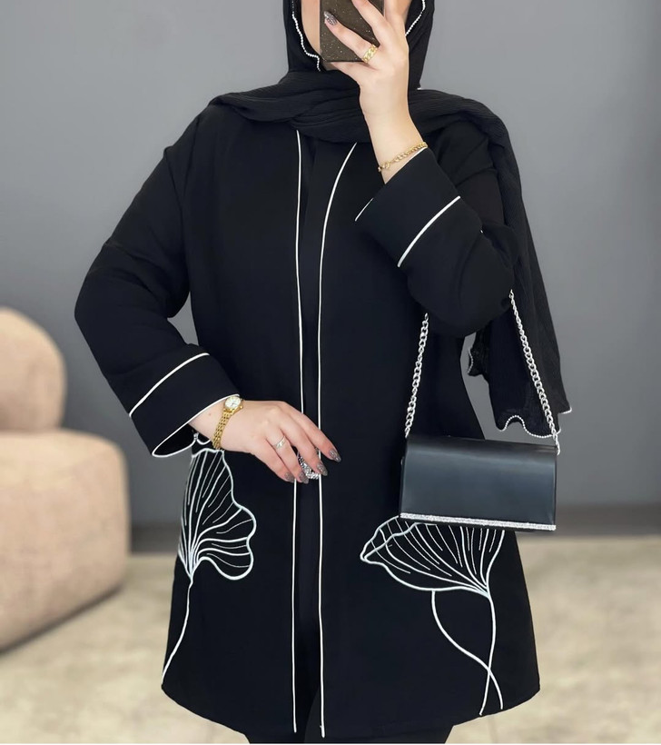 مانتو زنانه گلدوزی طرح شقایق مازراتی